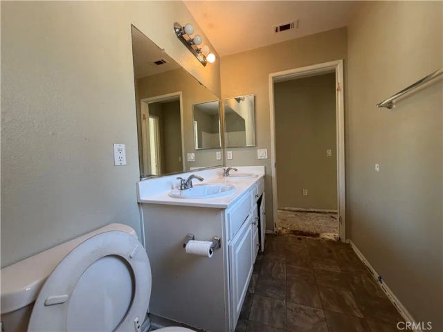 16183 Blue Haven Court, Riverside, CA 92503