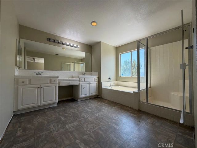 16183 Blue Haven Court, Riverside, CA 92503