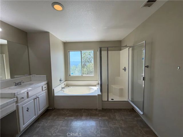 16183 Blue Haven Court, Riverside, CA 92503