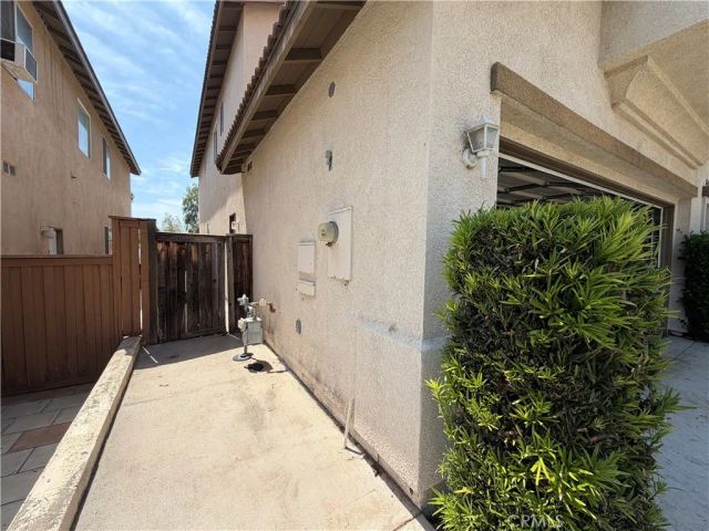 16183 Blue Haven Court, Riverside, CA 92503
