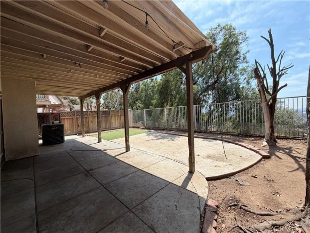 16183 Blue Haven Court, Riverside, CA 92503