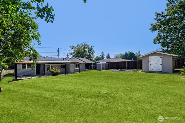 5607 240th Street SW, Mountlake Terrace, WA 98043