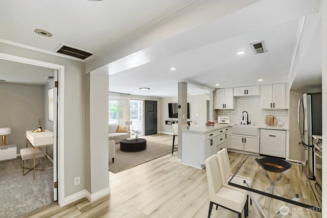 5607 240th Street SW, Mountlake Terrace, WA 98043
