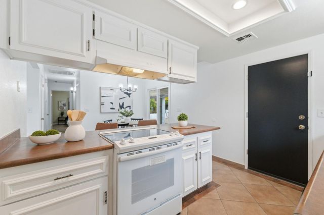 1601 Sonora Street, Madera, CA 93638