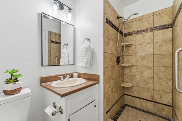 1601 Sonora Street, Madera, CA 93638