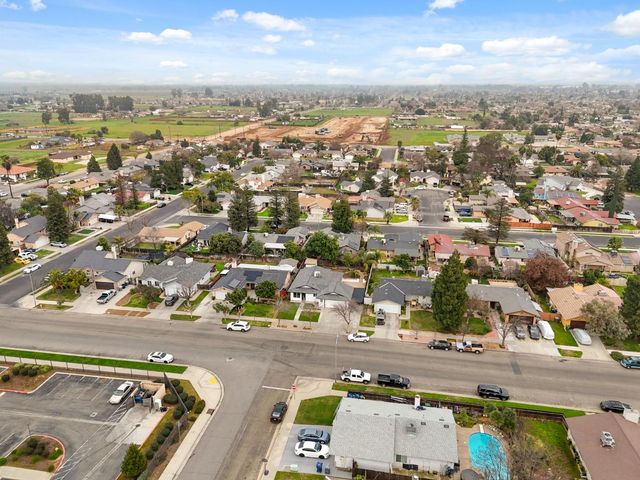 1601 Sonora Street, Madera, CA 93638