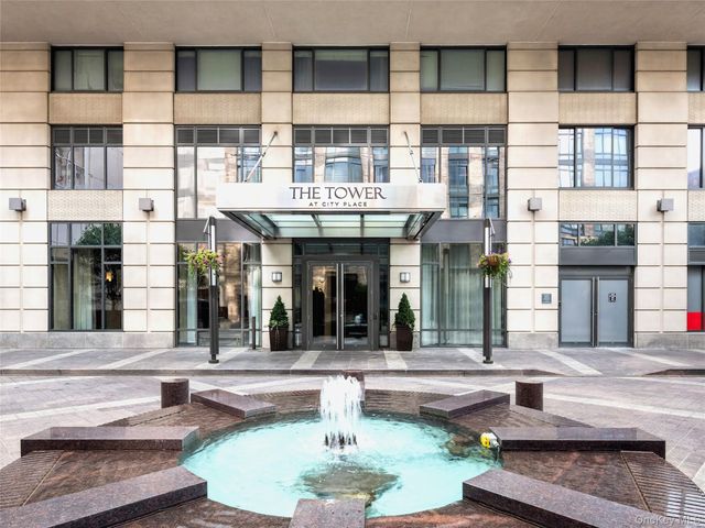 10 City Place 16E, White Plains, NY 10601