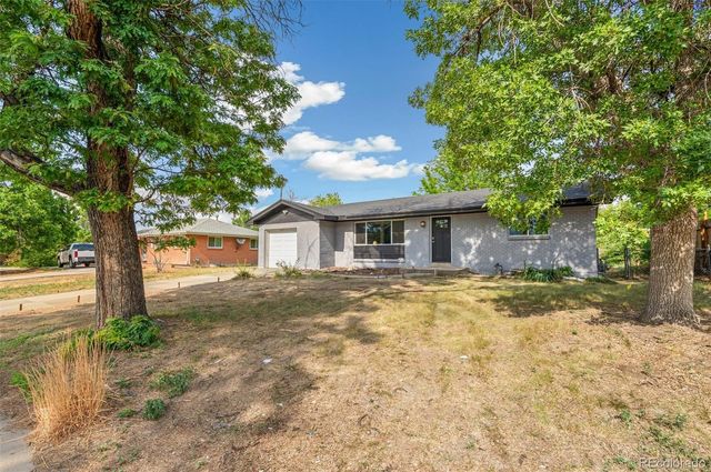 562 Lima Street, Aurora, CO 80010