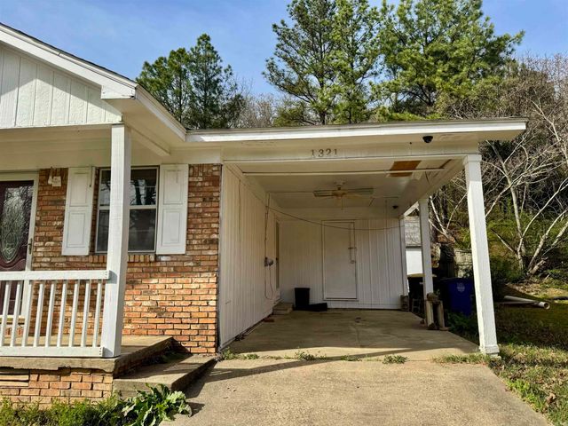 1321 W 57th Street, North Little Rock, AR 72118