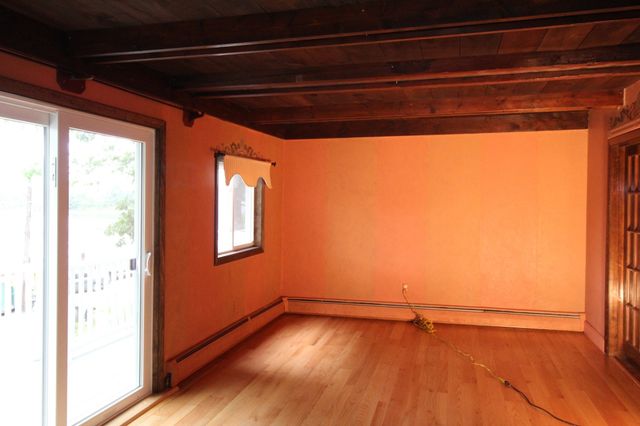 49 Woodward Avenue, Gloucester, MA 01930
