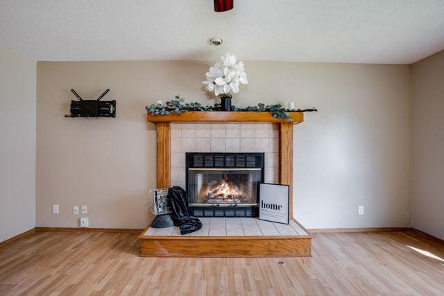 4323 N Edgemoor St, Bel Aire, KS 67220