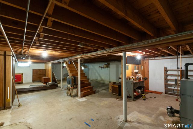 54 Woodhill Road, Manchester, CT 06042