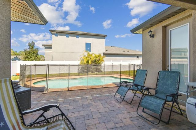 1241 FLORABLU DRIVE, Seffner, FL 33584