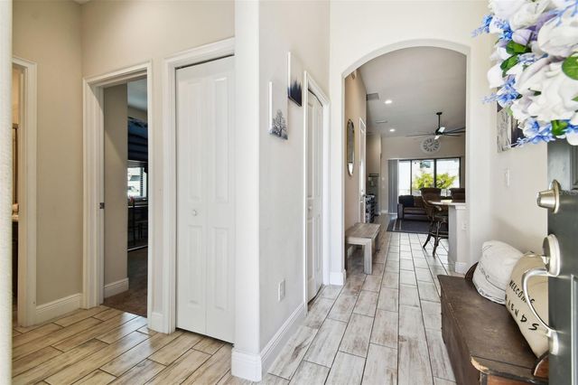 1241 FLORABLU DRIVE, Seffner, FL 33584