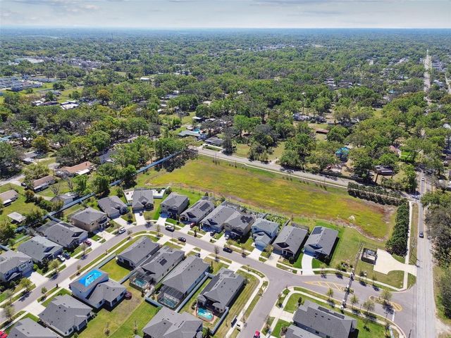 1241 FLORABLU DRIVE, Seffner, FL 33584