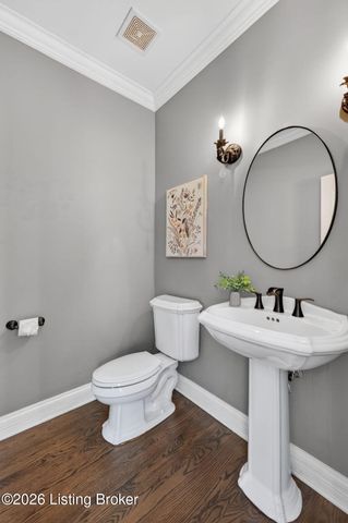 2801 Woodcrest Ct, Prospect, KY 40059