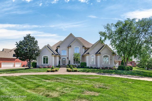 2801 Woodcrest Ct, Prospect, KY 40059