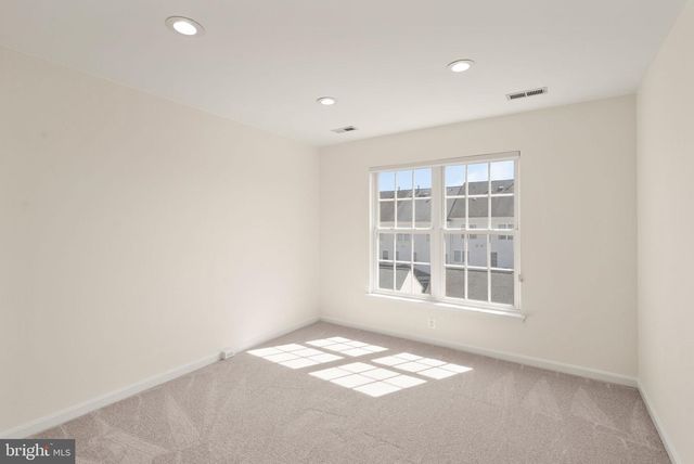 42465 REGAL WOOD DR, Brambleton, VA 20148