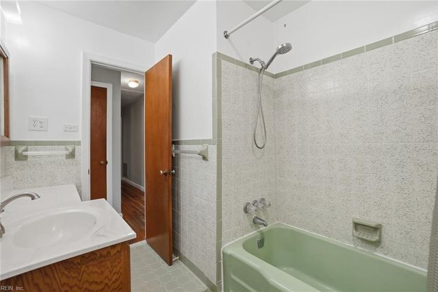 1104 Nolan AVE, Virginia Beach, VA 23464