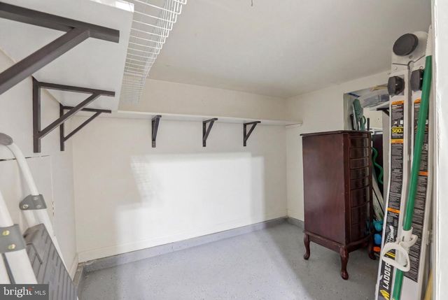 6486 SUTCLIFFE DR, Alexandria, VA 22315