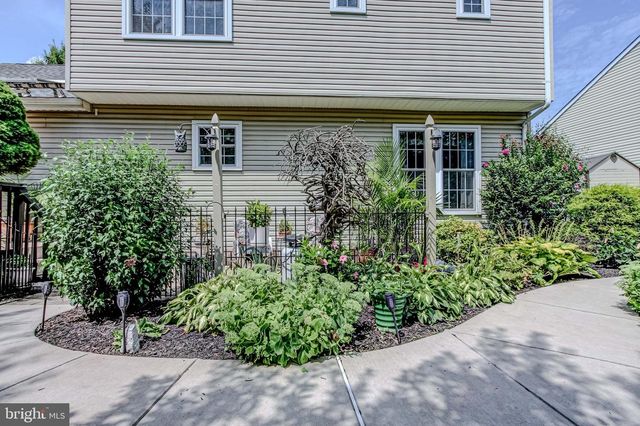 212 NORWYCK WAY, Harleysville, PA 19438