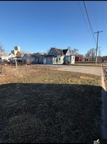 556 W 5th Street, York, NE 68467