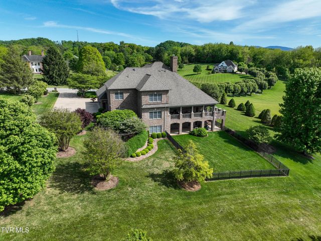 132 Westover Drive, Bristol, TN 37620