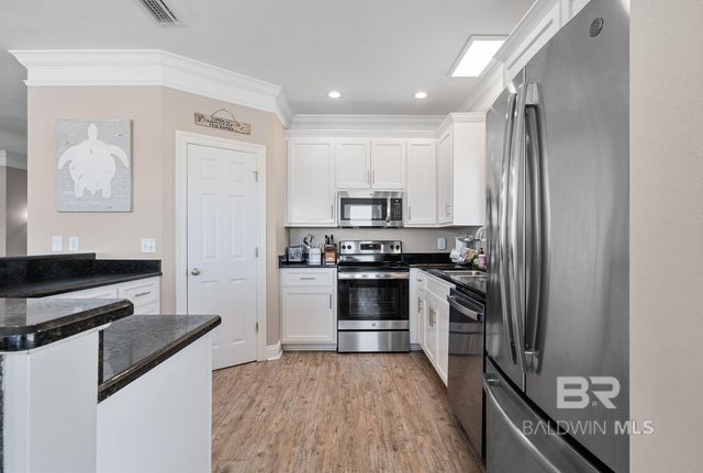 1402 W Dune Drive, Gulf Shores, AL 36542