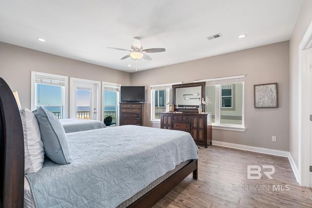 1402 W Dune Drive, Gulf Shores, AL 36542