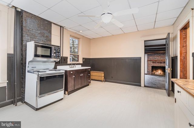 137 N 2ND ST, Newport, PA 17074