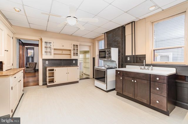 137 N 2ND ST, Newport, PA 17074