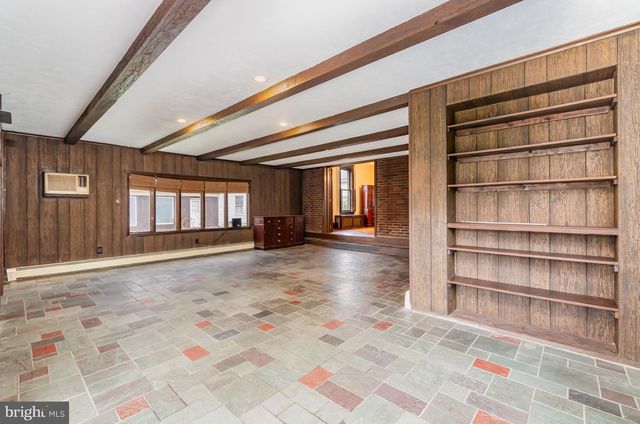 137 N 2ND ST, Newport, PA 17074