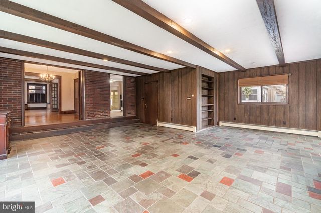 137 N 2ND ST, Newport, PA 17074