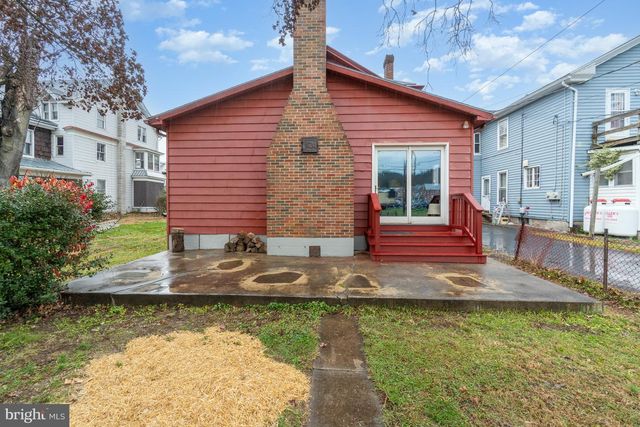 137 N 2ND ST, Newport, PA 17074