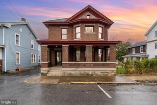 137 N 2ND ST, Newport, PA 17074