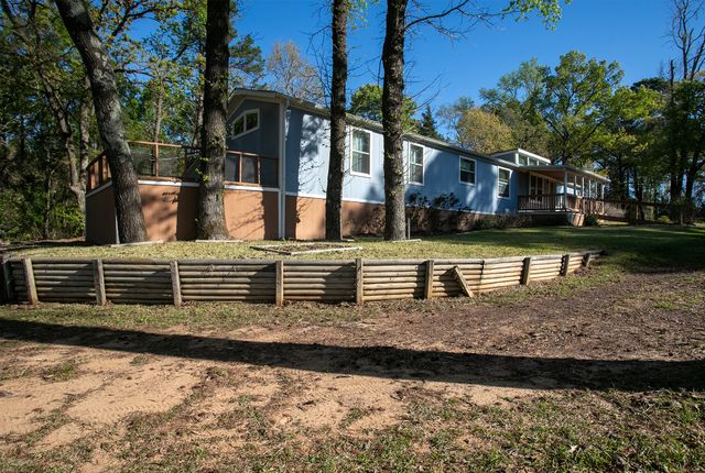 2781 Lake Breeze Drive, Chandler, TX 75758