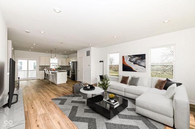 2422 Winthrop Avenue, Indianapolis, IN 46205