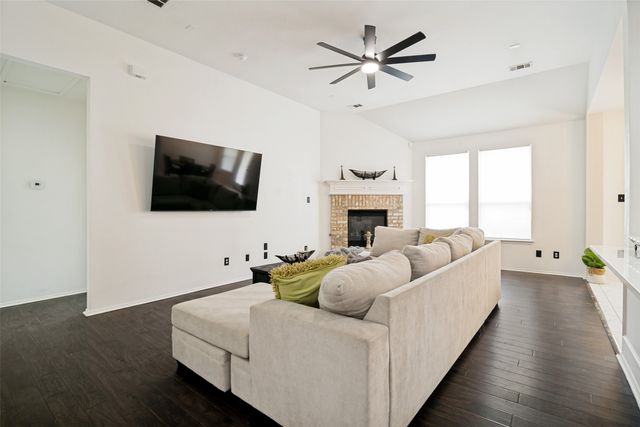 115 Butternut Drive, Fate, TX 75087