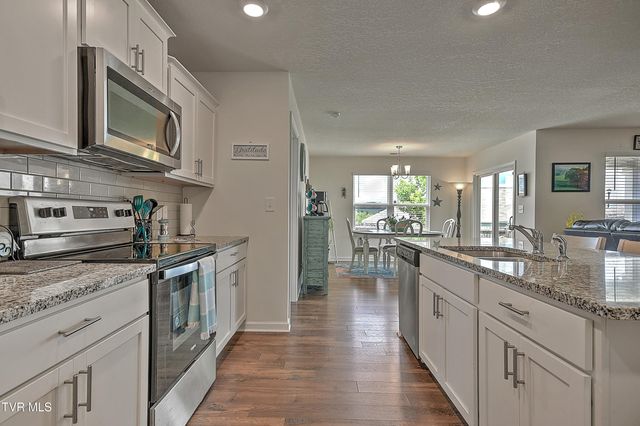 3132 Phillips Way, Kingsport, TN 37664