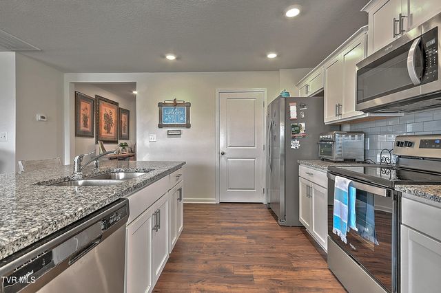 3132 Phillips Way, Kingsport, TN 37664