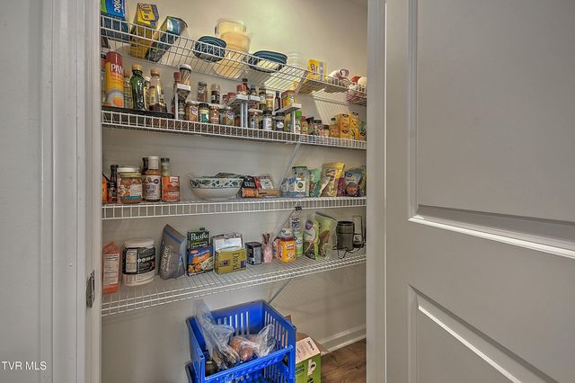 3132 Phillips Way, Kingsport, TN 37664