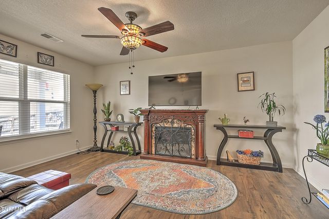 3132 Phillips Way, Kingsport, TN 37664