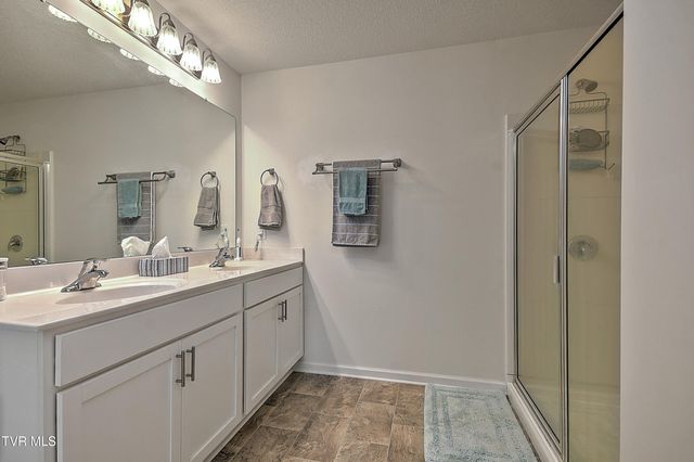 3132 Phillips Way, Kingsport, TN 37664