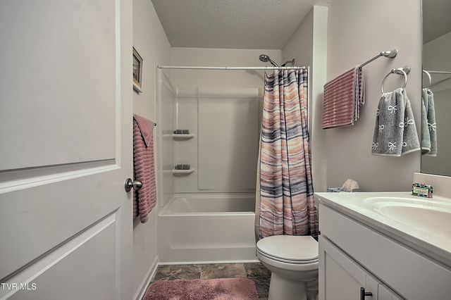 3132 Phillips Way, Kingsport, TN 37664