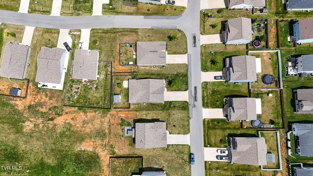 3132 Phillips Way, Kingsport, TN 37664