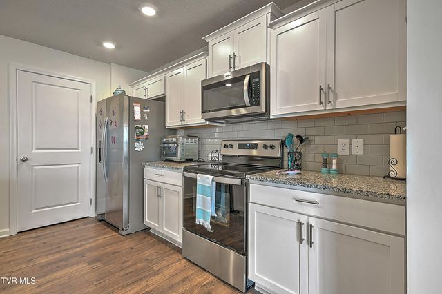 3132 Phillips Way, Kingsport, TN 37664