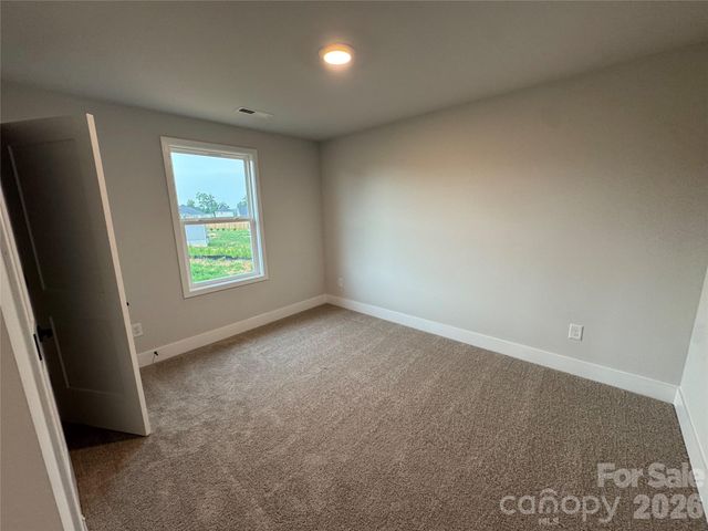 133 Kerr Walk Drive 34, Statesville, NC 28677