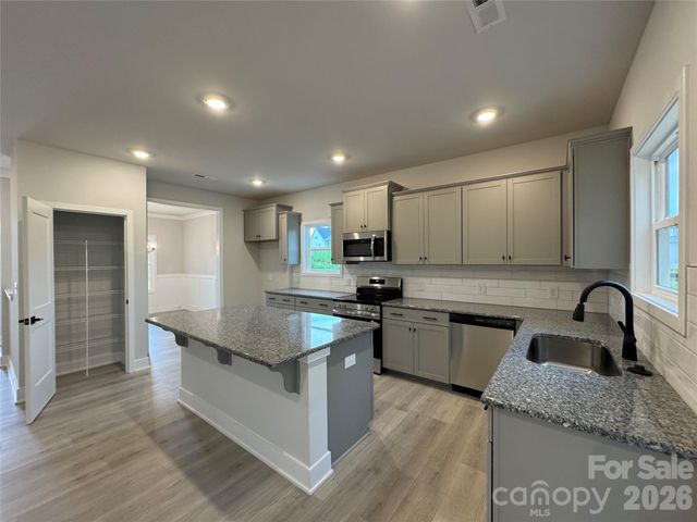 133 Kerr Walk Drive 34, Statesville, NC 28677