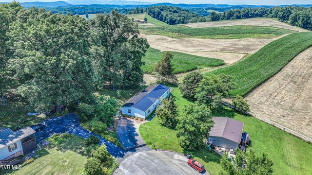 356 Lories Lane, Piney Flats, TN 37686