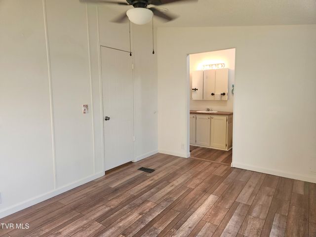 356 Lories Lane, Piney Flats, TN 37686